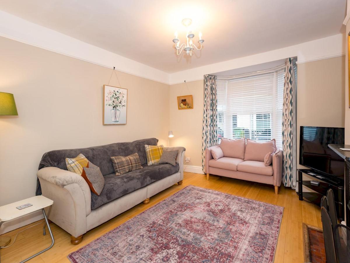Pass The Keys 3 Storey Townhouse Shrewsbury Extérieur photo