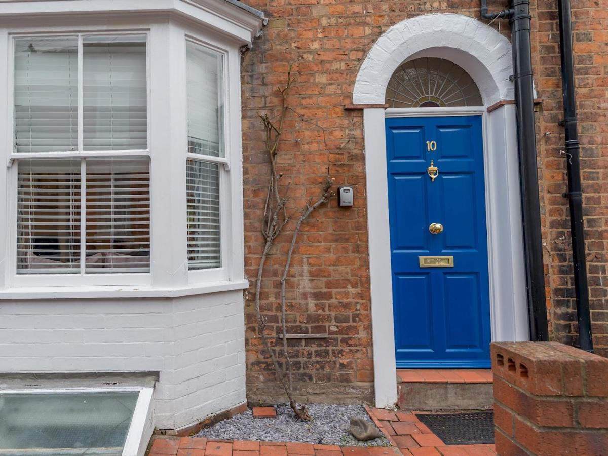 Pass The Keys 3 Storey Townhouse Shrewsbury Extérieur photo